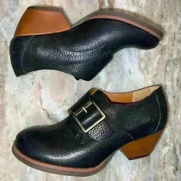 Women’s KORKS Kork-Ease Little Leather Monk Strap Black Booties size 6M. - Picture 1 of 7